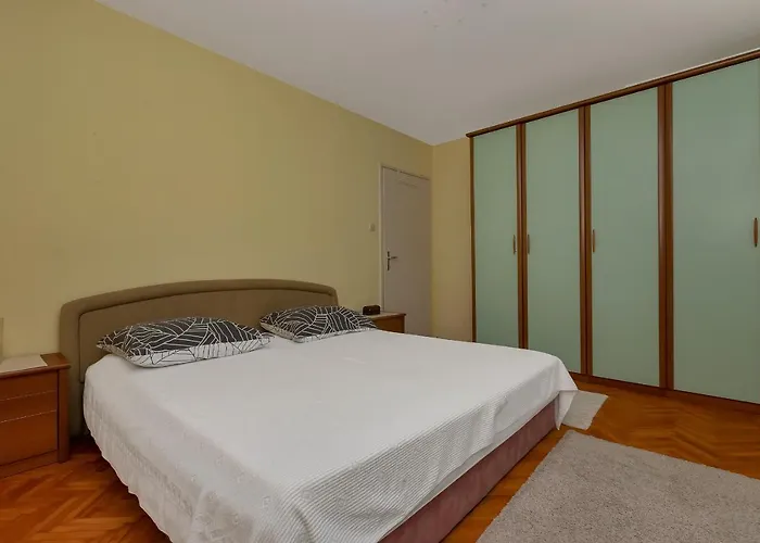 Apartment Marina