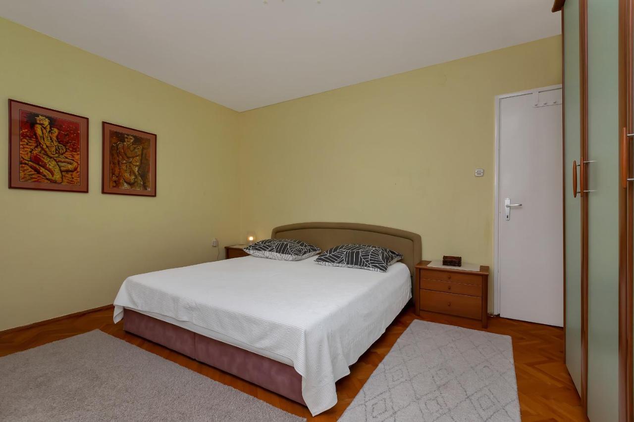 Marina Apartment