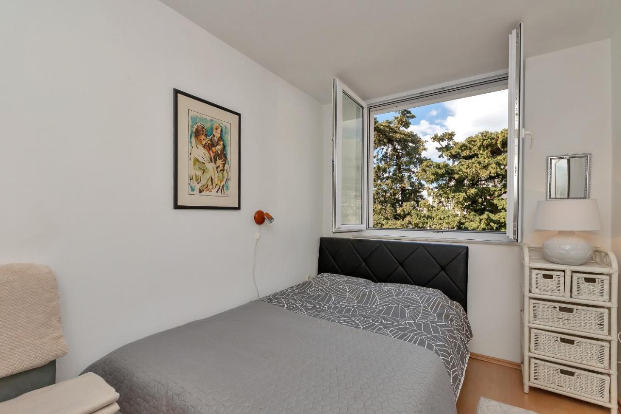 Marina Apartment *