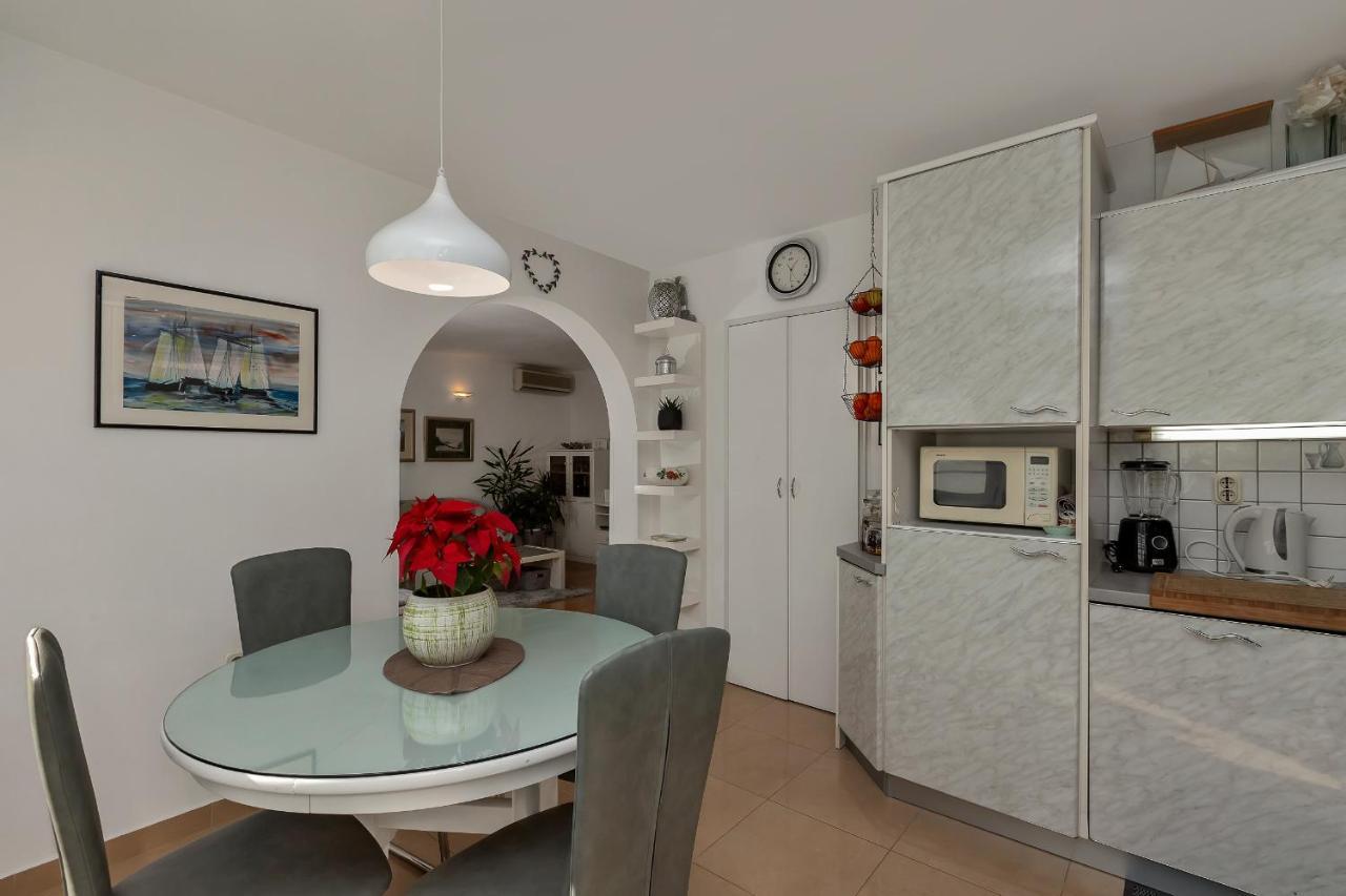 Marina Apartment Makarska